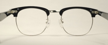 Frame #3628 angle photo, under 250 kb