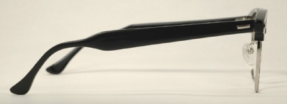 Frame #3628 angle photo, under 250 kb