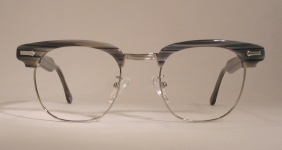 Frame #7005 angle photo, under 250 kb