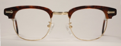 Frame #7174 angle photo, under 250 kb