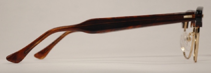 Frame #7174 angle photo, under 250 kb