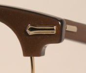 Frame #7323 angle photo, under 250 kb