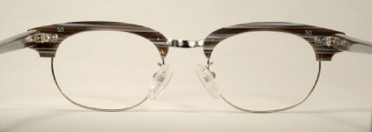 COMBO VINTAGE EYEGLASSES SIDE photo, under 350 kb