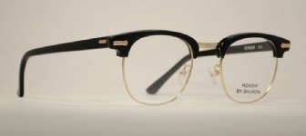 Frame #7945 angle photo, under 250 kb