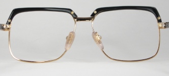 COMBO VINTAGE EYEGLASSES SIDE photo, under 350 kb