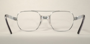 METAL VINTAGE EYEGLASSES BACK photo, under 350 kb