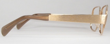 METAL VINTAGE EYEGLASSES BRIDGE BACK photo, under 350 kb