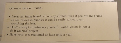 PLASTIC VINTAGE EYEGLASSES HINGE photo, under 350 kb