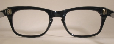PLASTIC VINTAGE EYEGLASSES SIDE photo, under 350 kb