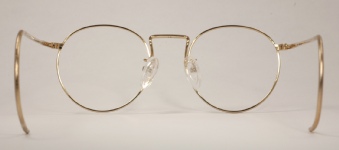 WIRE VINTAGE EYEGLASSES BACK photo, under 350 kb